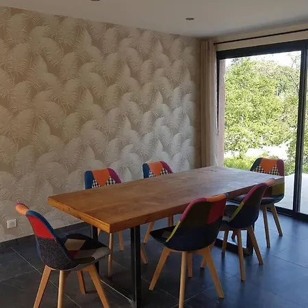 Adrien , Maison De Charme. * Casanova