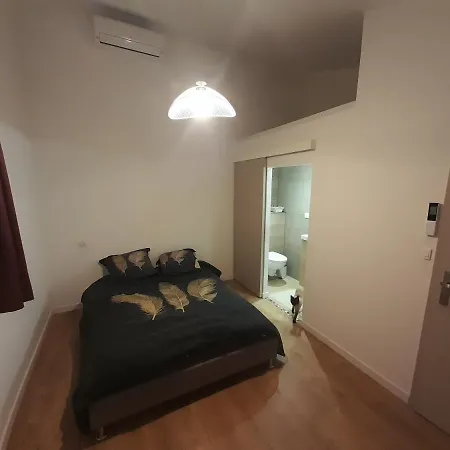 Adrien , Maison De Charme. * Casanova