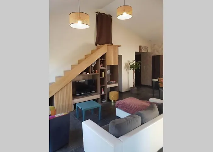 Adrien , Maison De Charme.